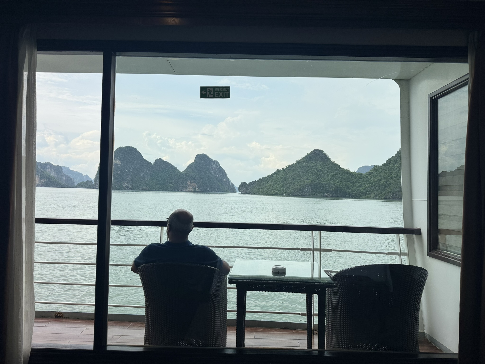 Quiet morning on Halong Bay
