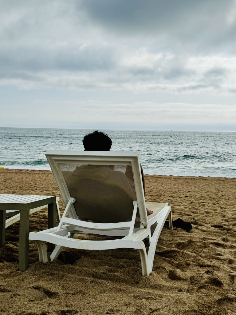 Park Güell colorful mosaics and architecture