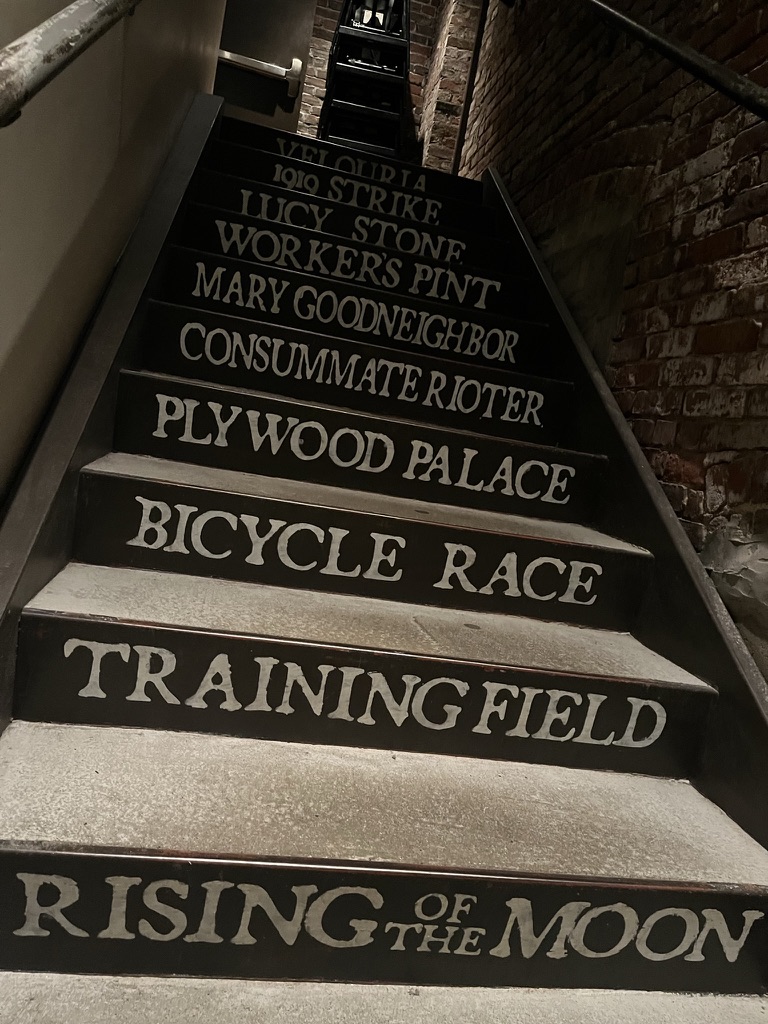 Fresh oysters and lobster rolls in Boston