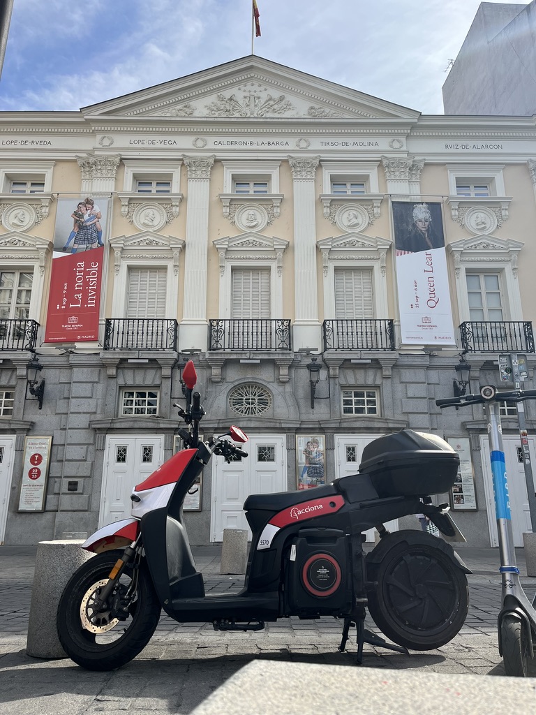 Madrid coffee breaks and conversations